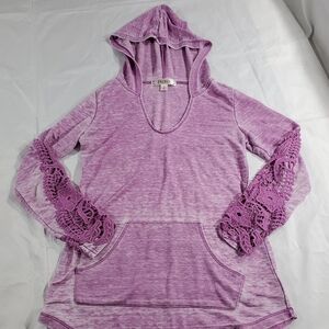 Decree Size Small Hooded Pink Shirt